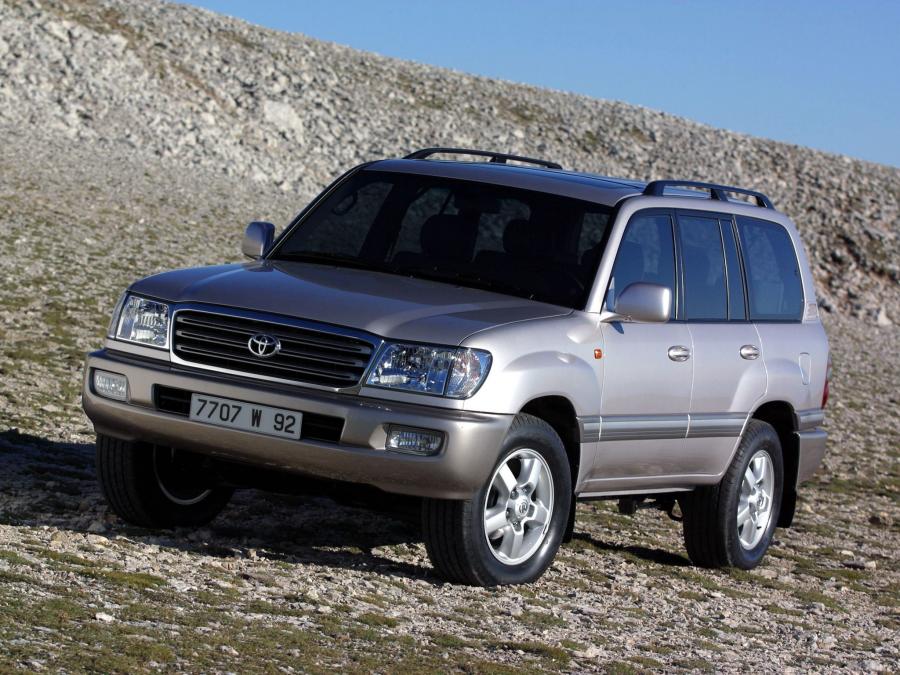  Toyota Land Cruiser 100 VX 2002 года  (фото 14 из 23)